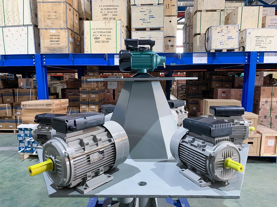 Motor 7903404 960 720